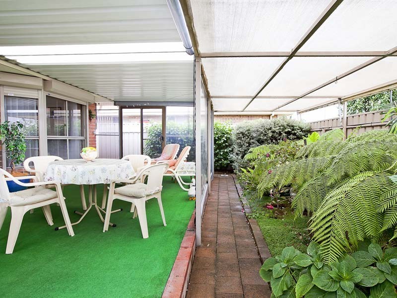 30 Tobin Crescent, Woodcroft SA 5162