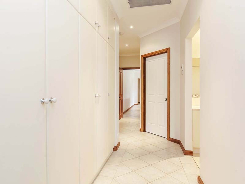 6 Norman Road, Willunga SA 5172