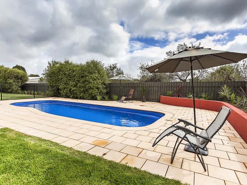 6 Norman Road, Willunga SA 5172