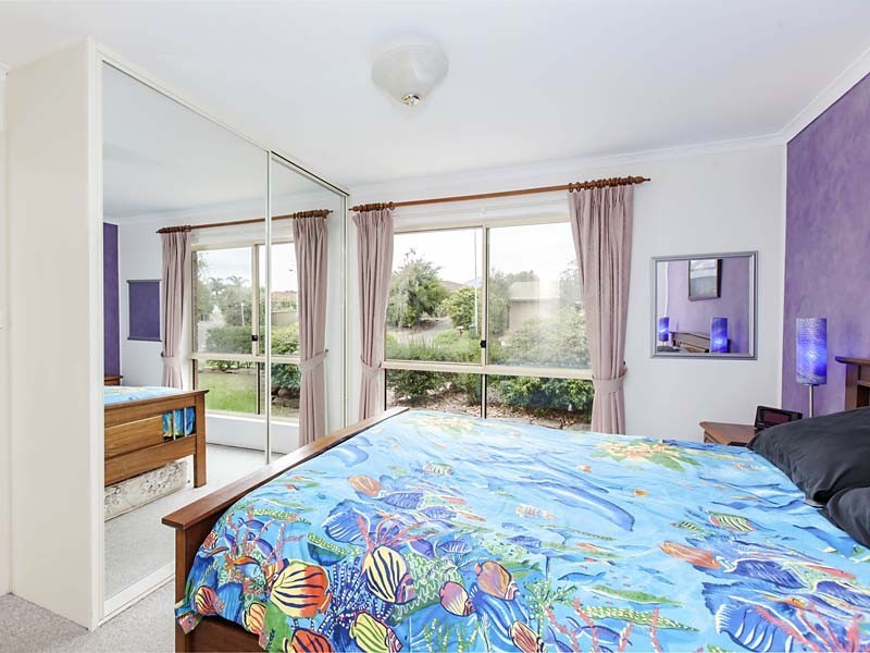 9 Blaxland Avenue, Woodcroft SA 5162