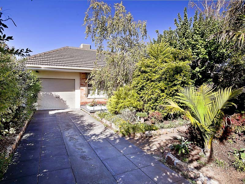 5 Fourth Avenue, Warradale SA 5046