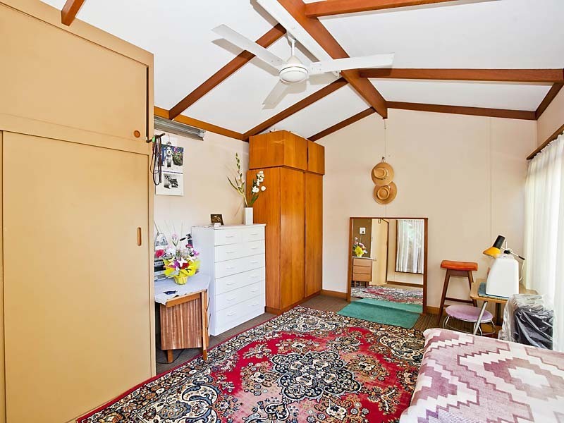 5 Fourth Avenue, Warradale SA 5046
