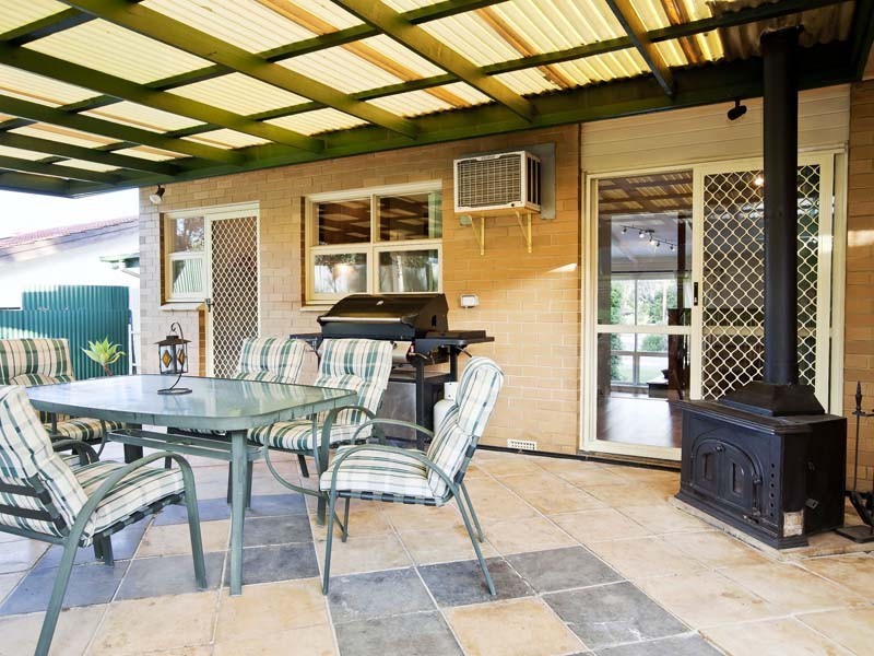 55 Conington Crescent, Morphett Vale SA 5162