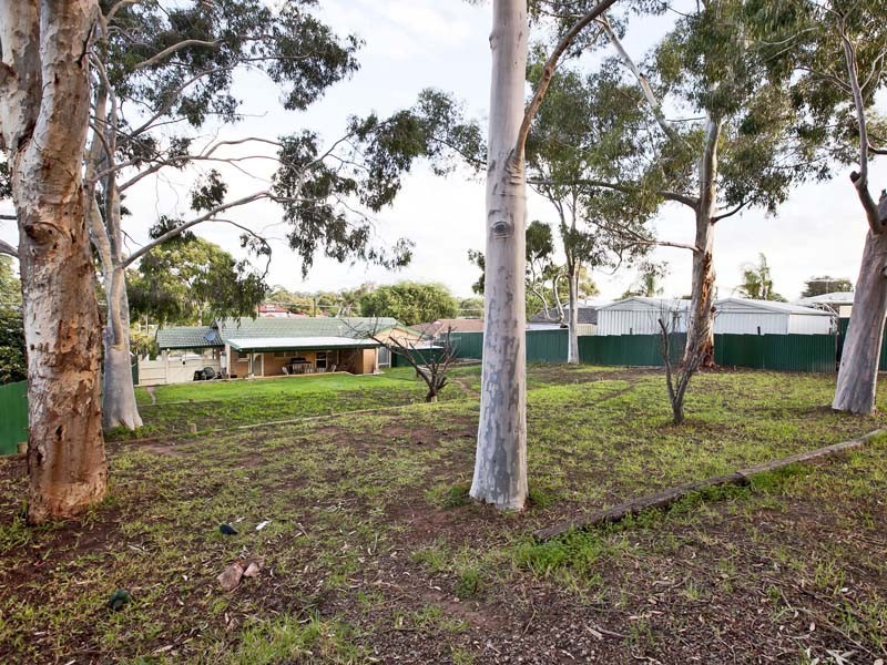 55 Conington Crescent, Morphett Vale SA 5162