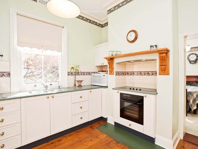 58 East Avenue, Black Forest SA 5035