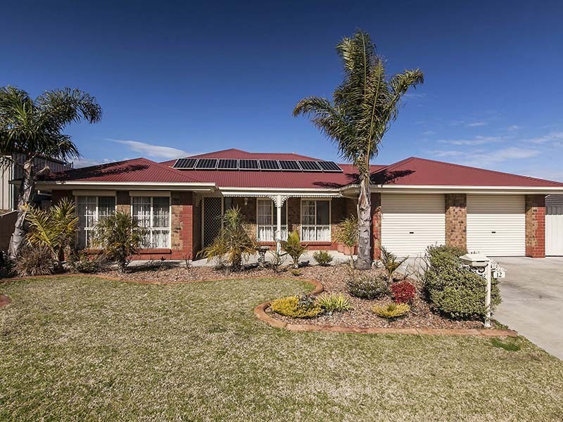 12 Perin Avenue, Woodcroft SA 5162