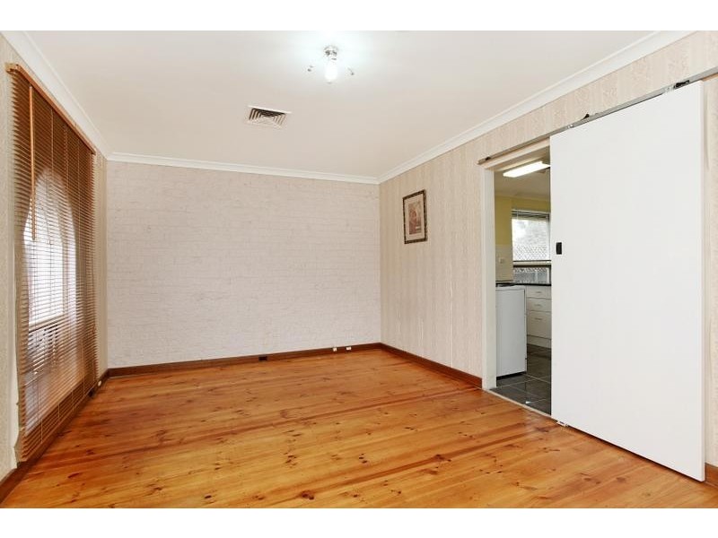 14 Inverness Avenue, Morphett Vale SA 5162