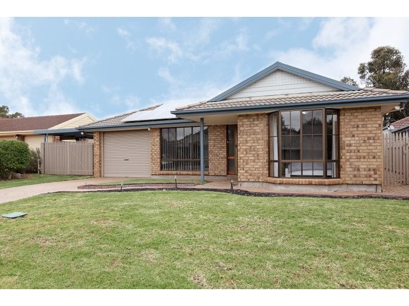9 Holmeswood Court, Onkaparinga Hills SA 5163