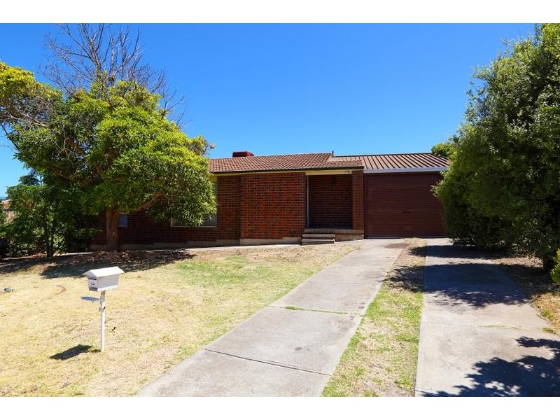 14 Stephen Crescent, Christie Downs SA 5164