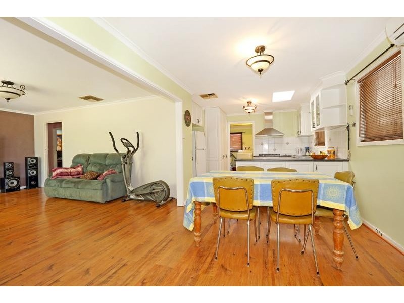 14 Stephen Crescent, Christie Downs SA 5164