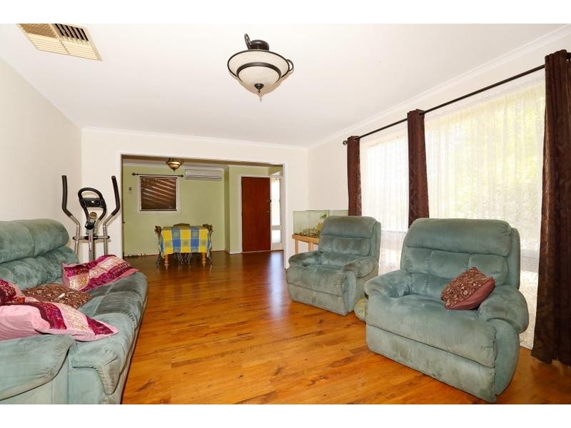 14 Stephen Crescent, Christie Downs SA 5164