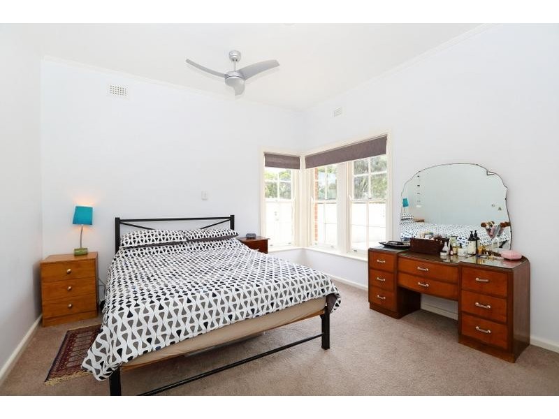 48a Wheatsheaf Road, Morphett Vale SA 5162