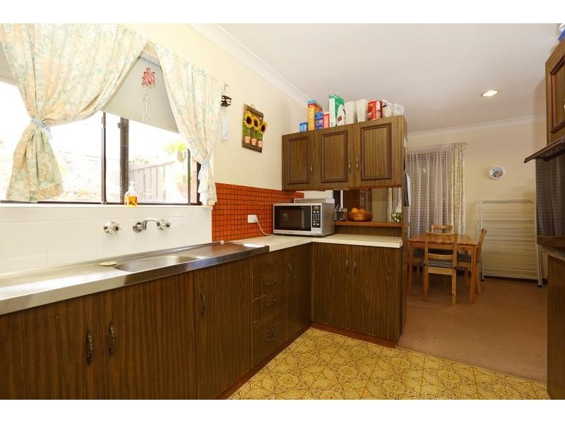 2/15 Barcelona Drive, Happy Valley SA 5159