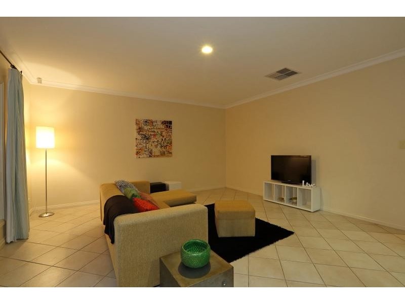 10 Annabelle Drive, Hallett Cove SA 5158