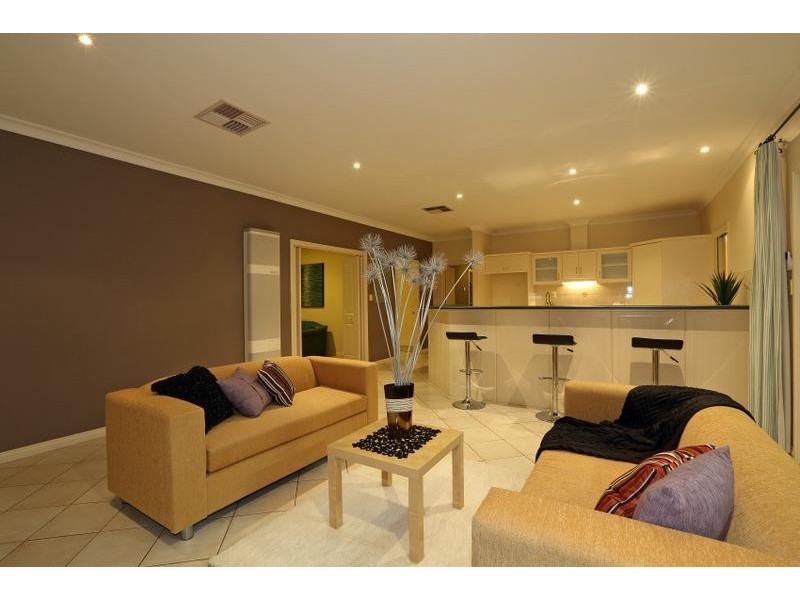 10 Annabelle Drive, Hallett Cove SA 5158