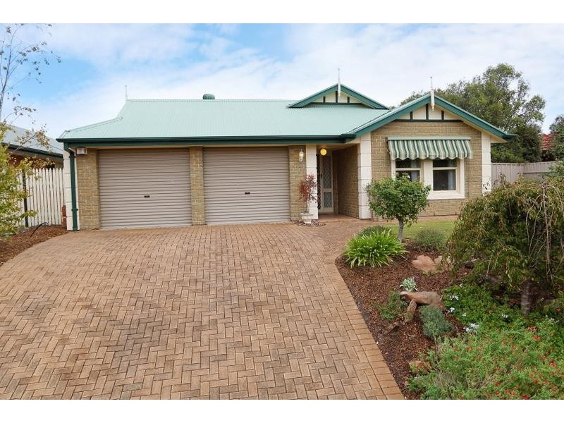 3 Pyrus Way, Woodcroft SA 5162