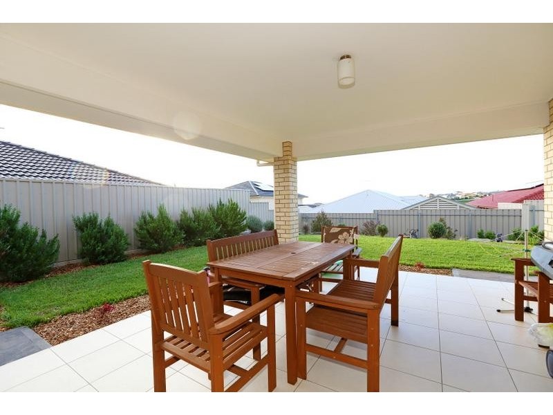 67 Esperance Boulevard, Seaford Rise SA 5169