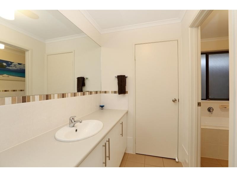 67 Esperance Boulevard, Seaford Rise SA 5169