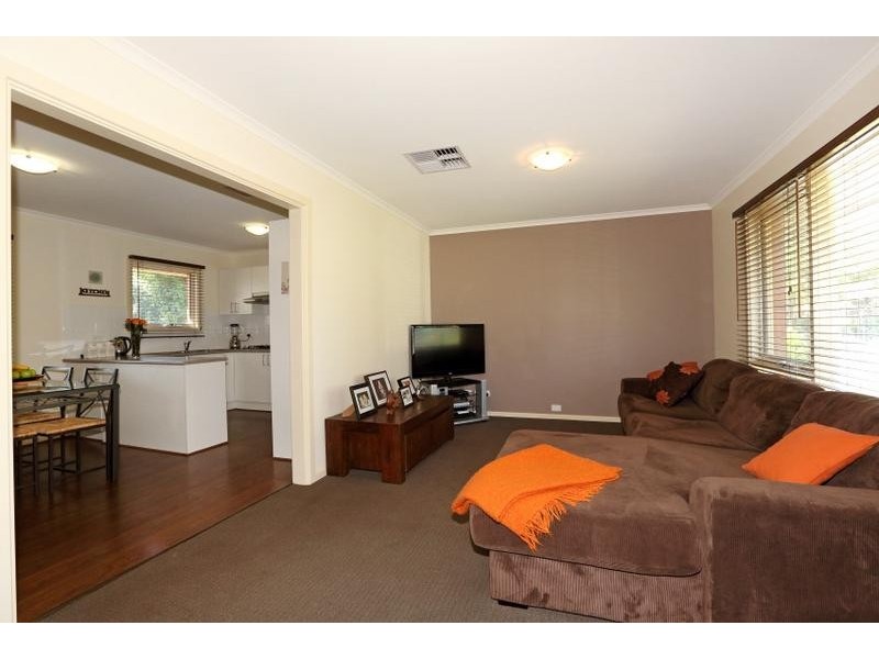 11 Sabina Crescent, Christie Downs SA 5164