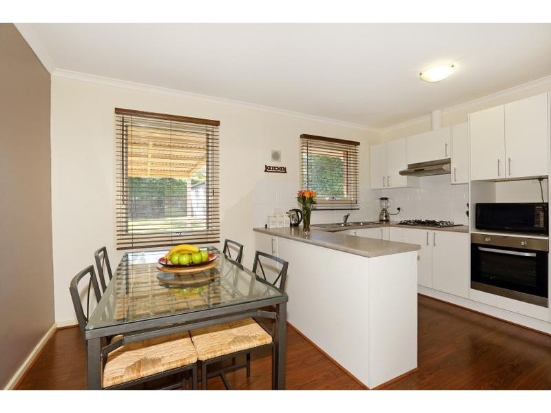 11 Sabina Crescent, Christie Downs SA 5164