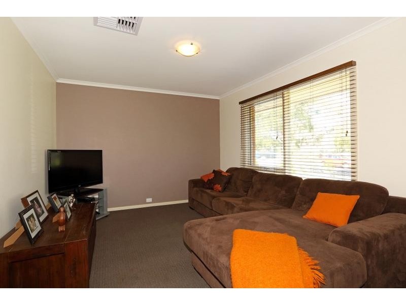 11 Sabina Crescent, Christie Downs SA 5164