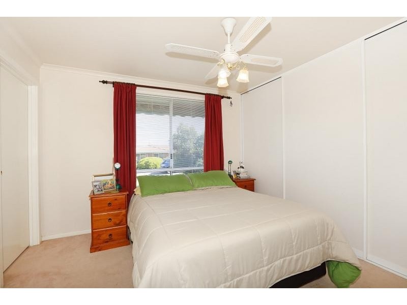 62 Coorabie Crescent, Hallett Cove SA 5158