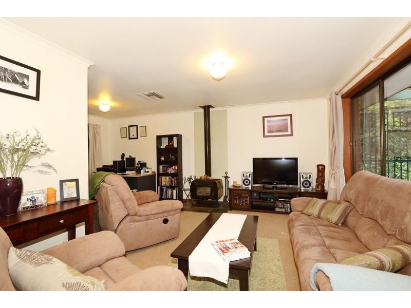 28 Salvador Street, Flagstaff Hill SA 5159