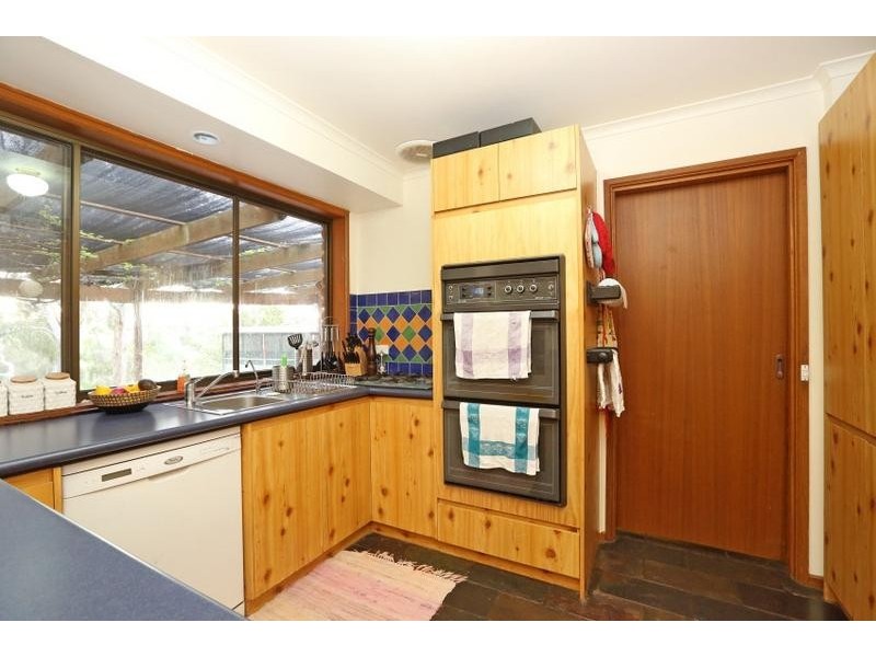 28 Salvador Street, Flagstaff Hill SA 5159