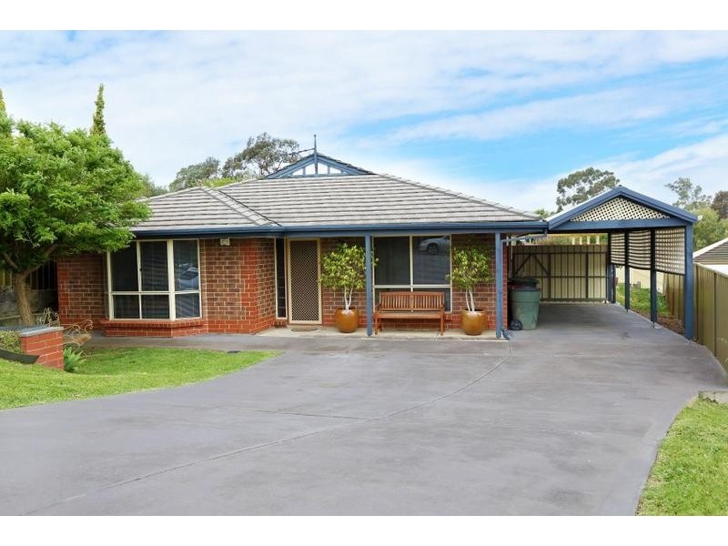 30 Hendrix Crescent, Woodcroft SA 5162
