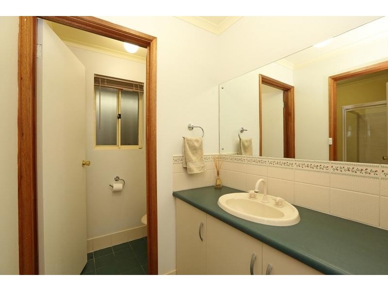 30 Hendrix Crescent, Woodcroft SA 5162