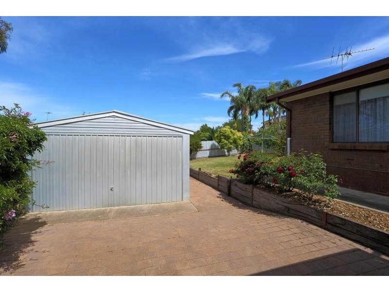19 Leane Street, Huntfield Heights SA 5163