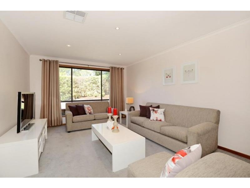 14 Hub Drive, Aberfoyle Park SA 5159
