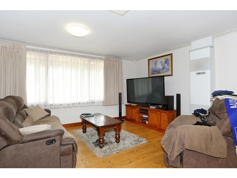 1 Catherine Crescent, Morphett Vale SA 5162