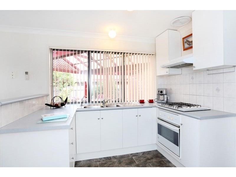 42 Investigator Drive, Woodcroft SA 5162