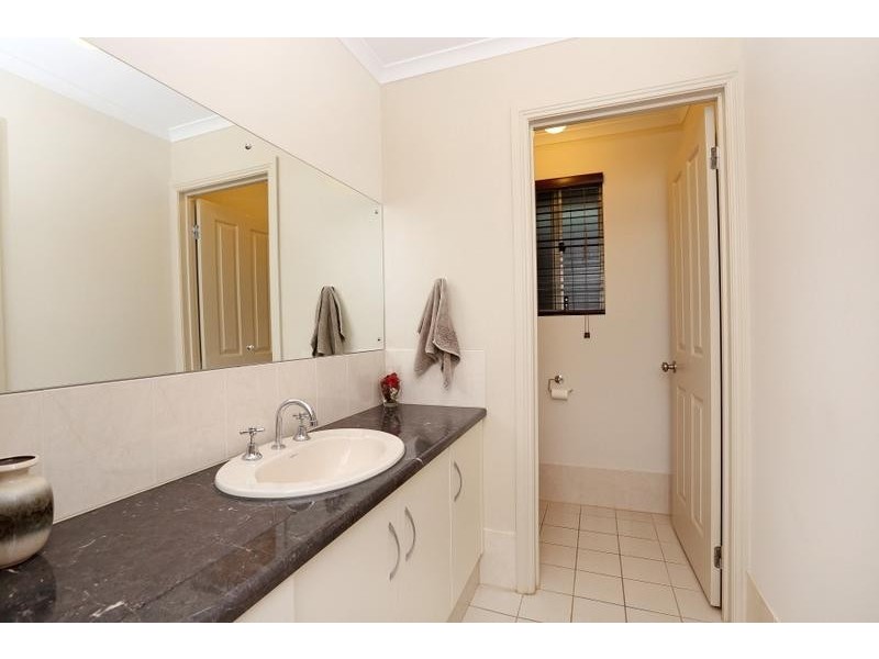 11 Ambrosini Court, Woodcroft SA 5162