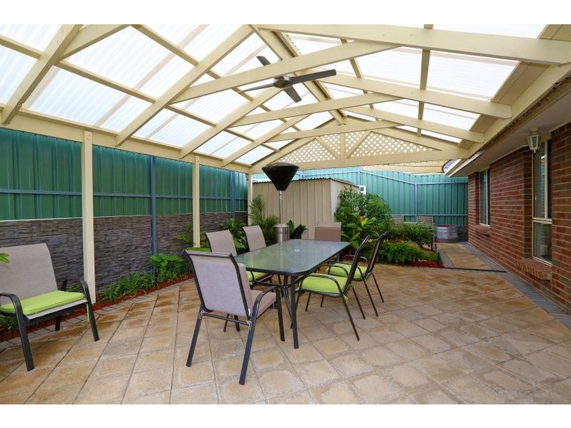 11 Ambrosini Court, Woodcroft SA 5162