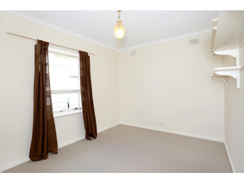 56 Lynlee Crescent, Huntfield Heights SA 5163