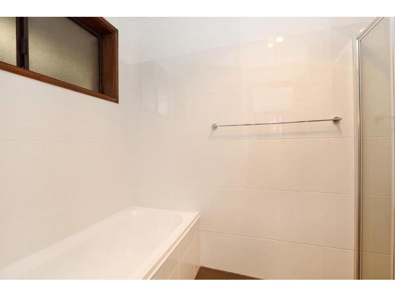 12 Vaucluse Drive, Happy Valley SA 5159