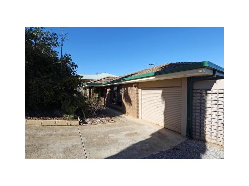 12 Vaucluse Drive, Happy Valley SA 5159