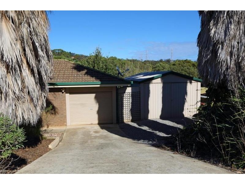 12 Vaucluse Drive, Happy Valley SA 5159