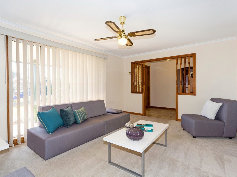 24 Lapwing Street, Hallett Cove SA 5158