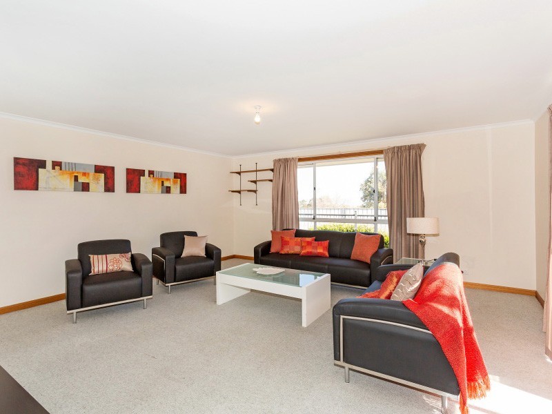 24 Lapwing Street, Hallett Cove SA 5158