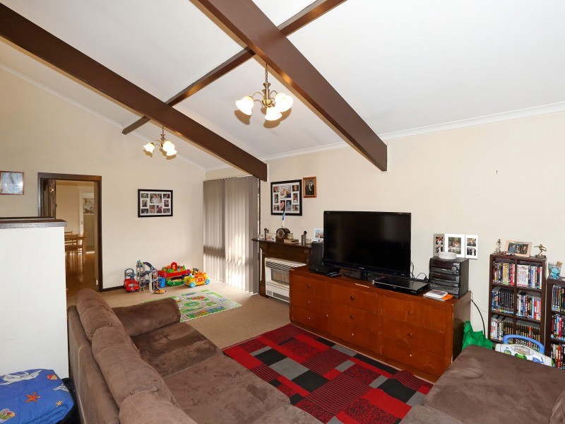 8 Tripoli Road, Happy Valley SA 5159