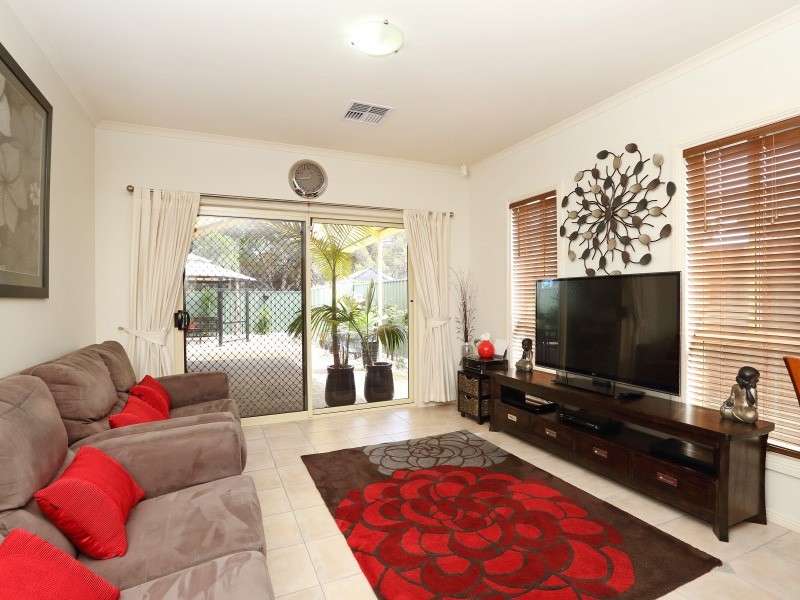 8a Diagonal Way, Oaklands Park SA 5046