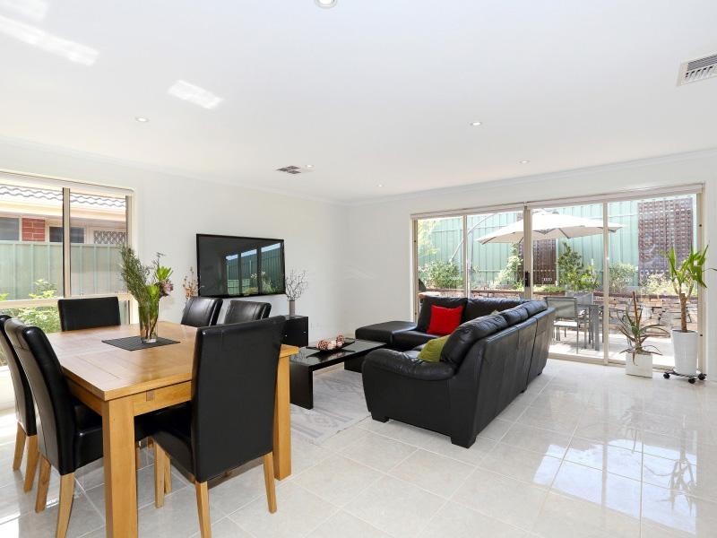 15 Ambrosini Court, Woodcroft SA 5162