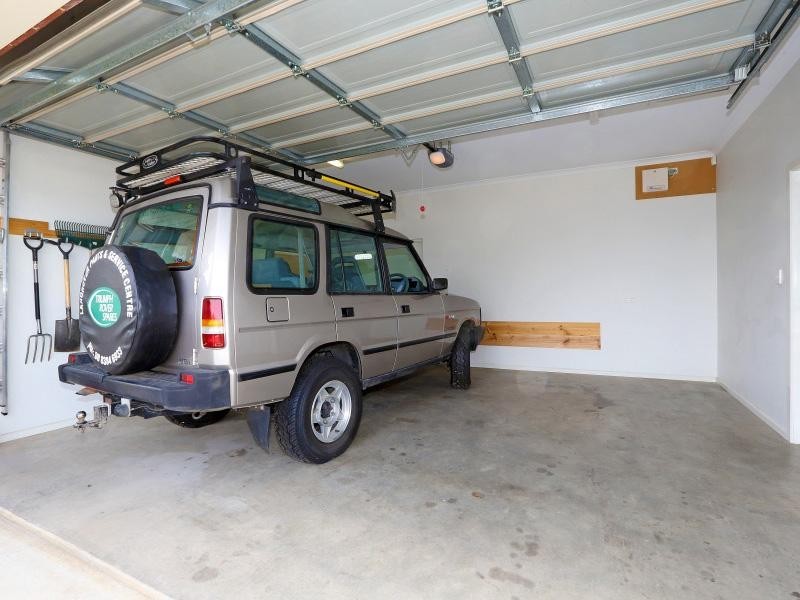 15 Ambrosini Court, Woodcroft SA 5162