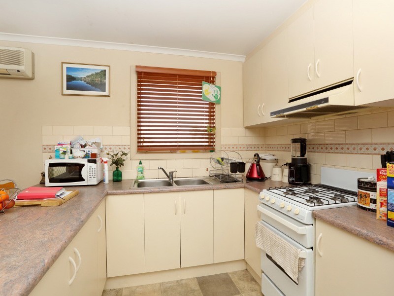 6 Eugene Crescent, Christie Downs SA 5164