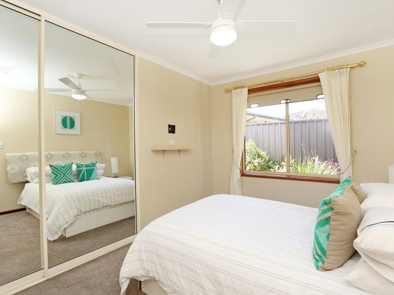 4 Oakhill Crescent, Morphett Vale SA 5162