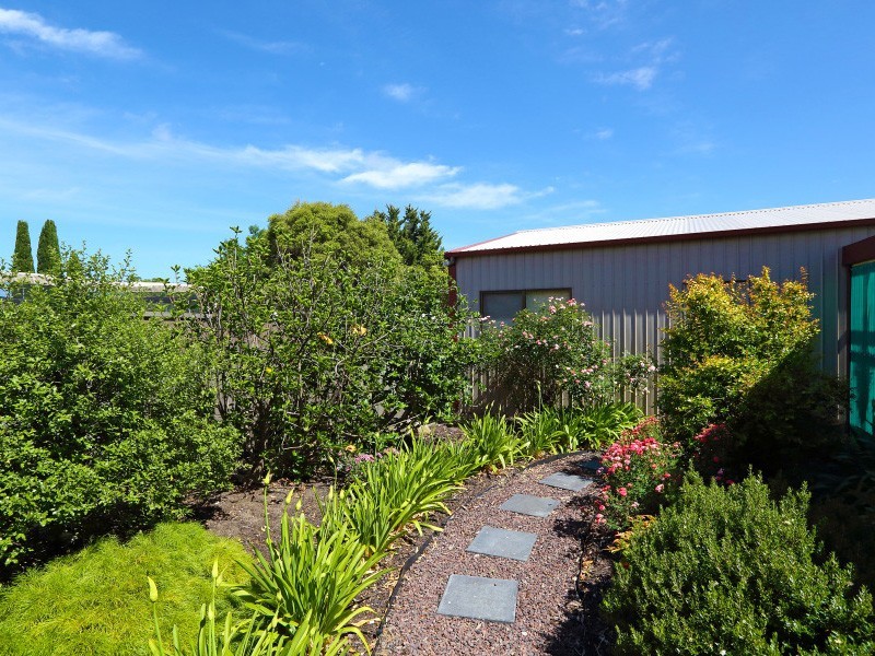 4 Oakhill Crescent, Morphett Vale SA 5162