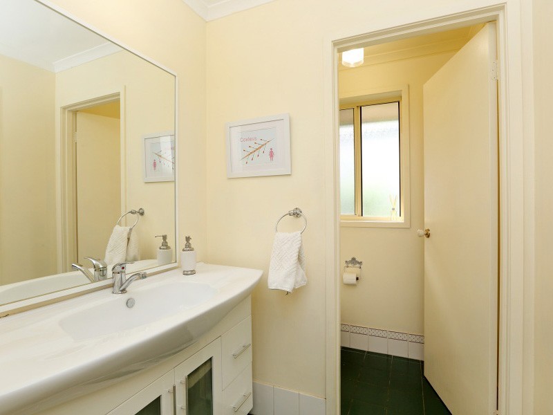 35 Greenfield Rise, Aberfoyle Park SA 5159